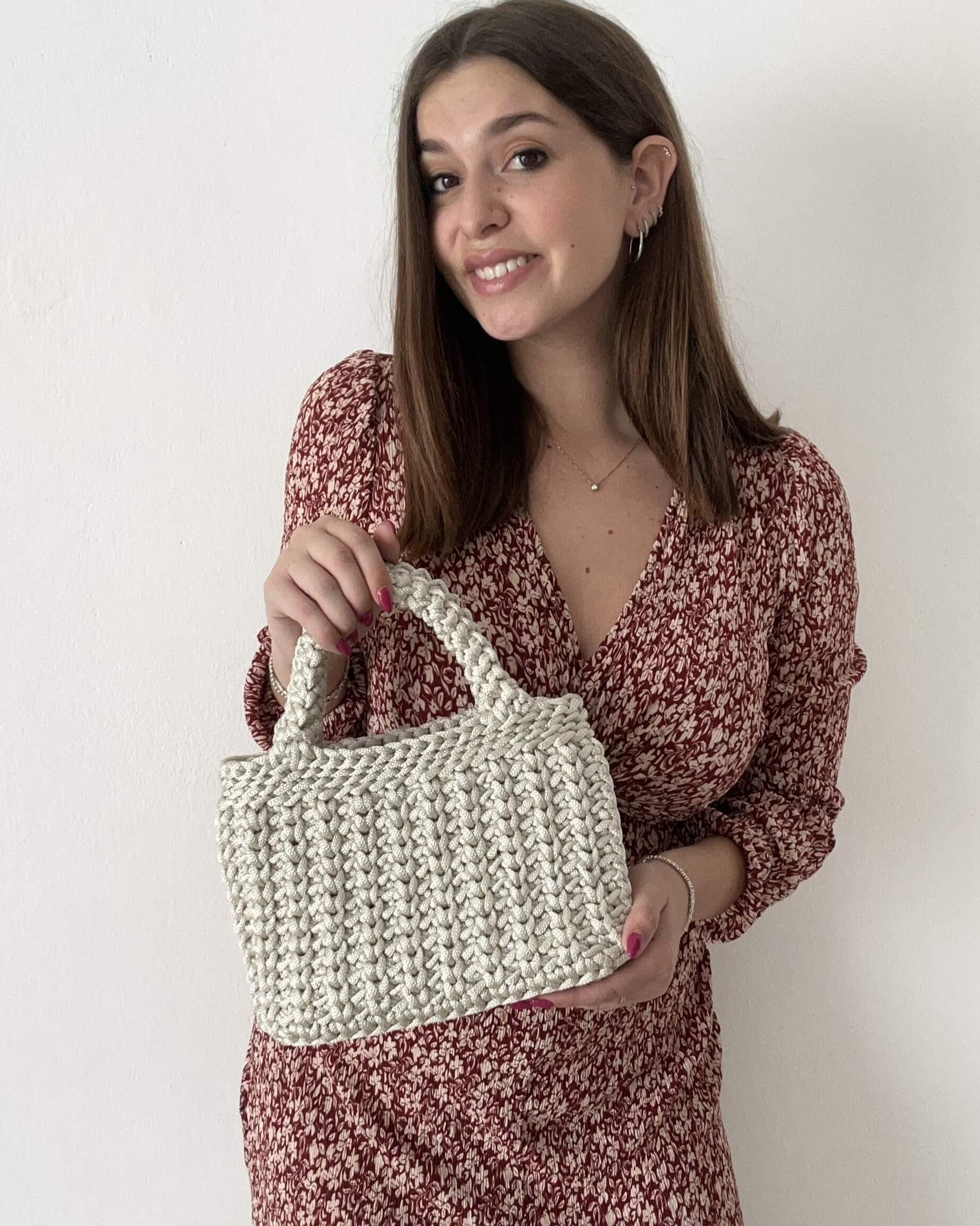 Kit completo per realizzare la borsa a mano all'uncinetto