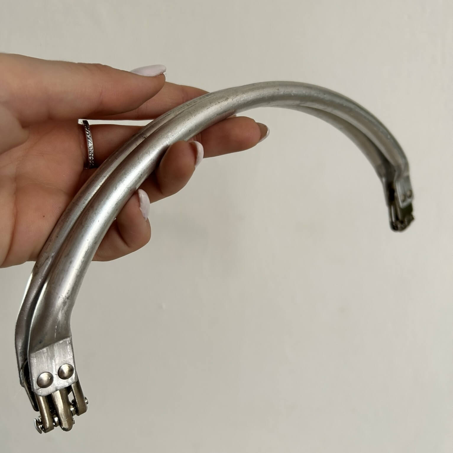 Chiusura a molla a forma di arco di 22 cm con l'utilizzo di questa puoi realizzare una clutch bag