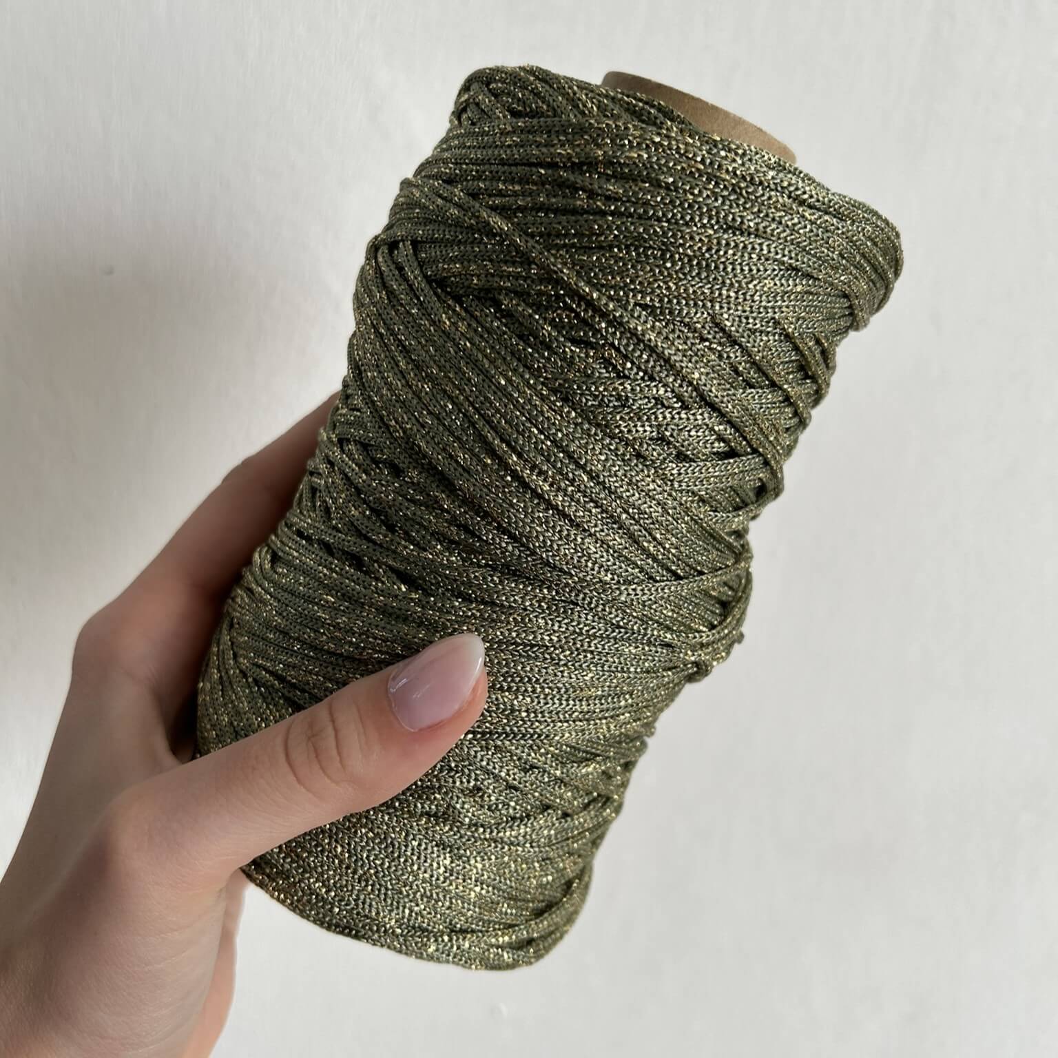 Cordino lurex verde salvia per borse all’uncinetto – filato tubolare Made in Italy