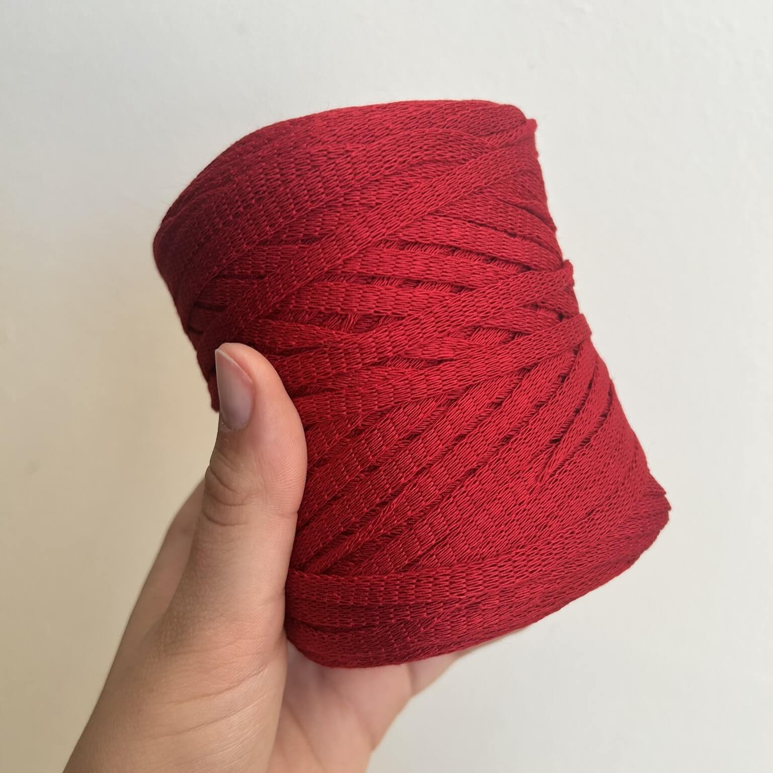 Fettuccina in cotone e viscosa per realizzare borse e accessori all'uncinetto