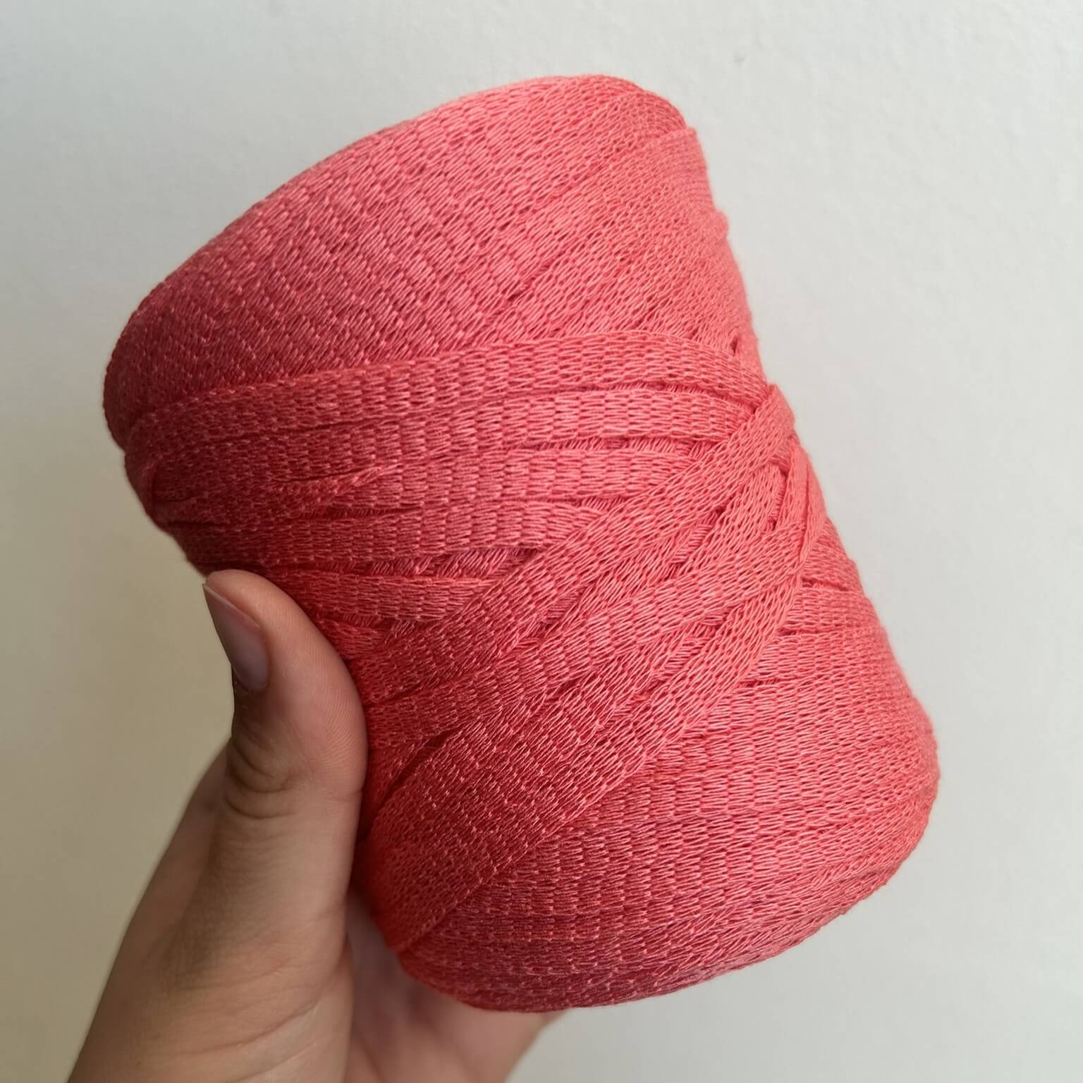 Fettuccina in cotone e viscosa per realizzare borse e accessori all'uncinetto