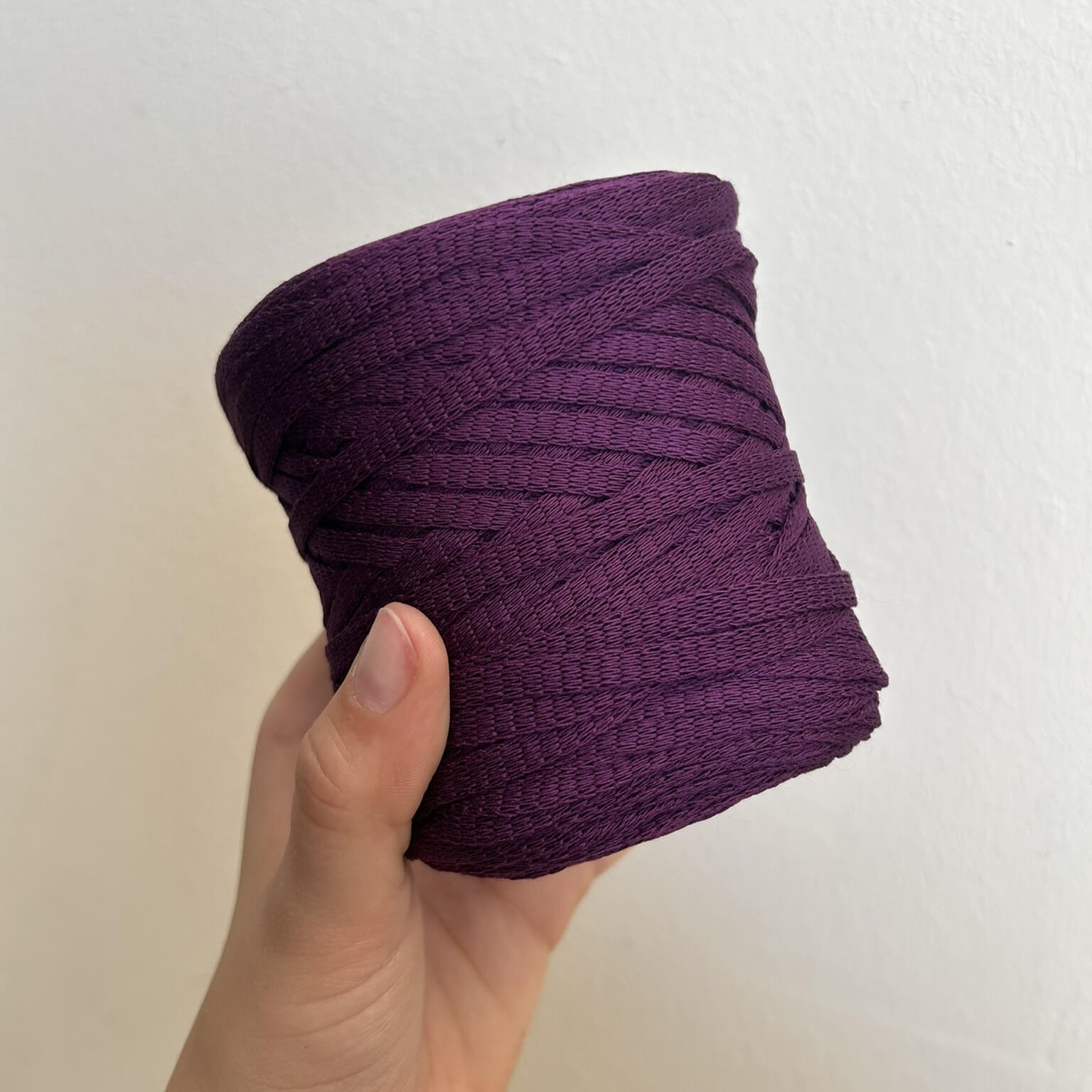 Fettuccina in cotone e viscosa per realizzare borse e accessori all'uncinetto