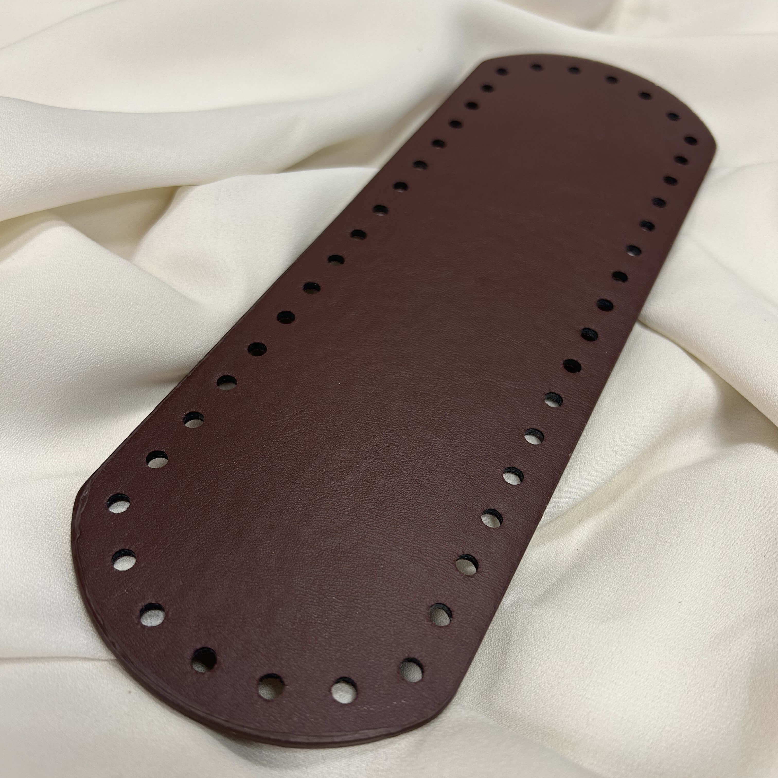 Fondo ovale in ecopelle per realizzare borse all'uncinetto rigide