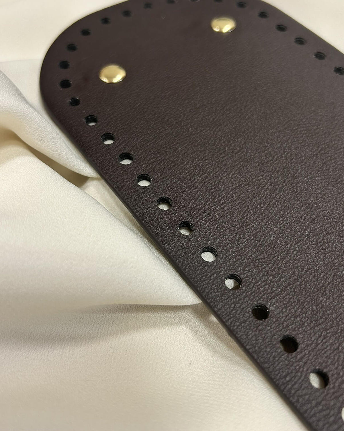 Fondo rigido ecopelle nero per base borsa all'uncinetto fatta a mano