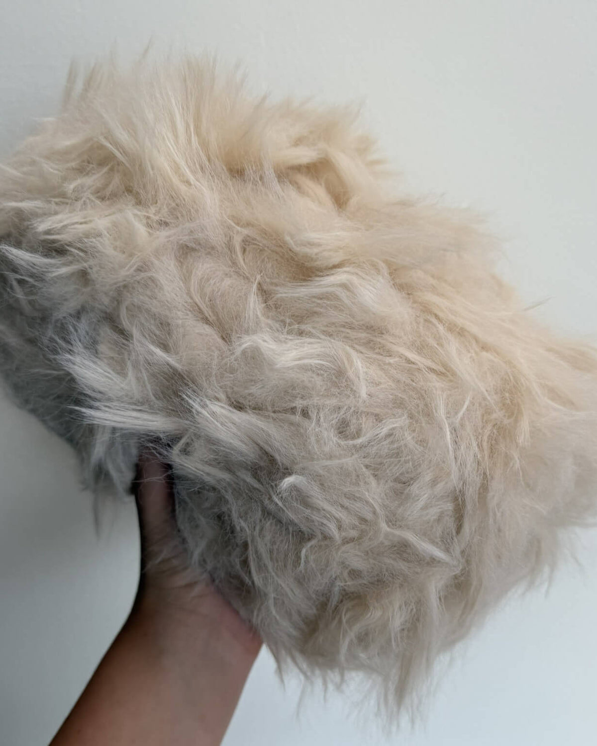 Filato Peloso 200 g – filato effetto pelliccia per borse all'uncinetto | Macrè Bag
