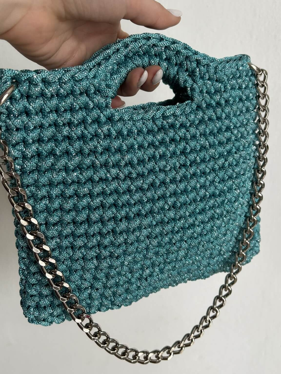 Tutorial borsa Carola all'uncinetto con cordino lurex – video tutorial passo passo