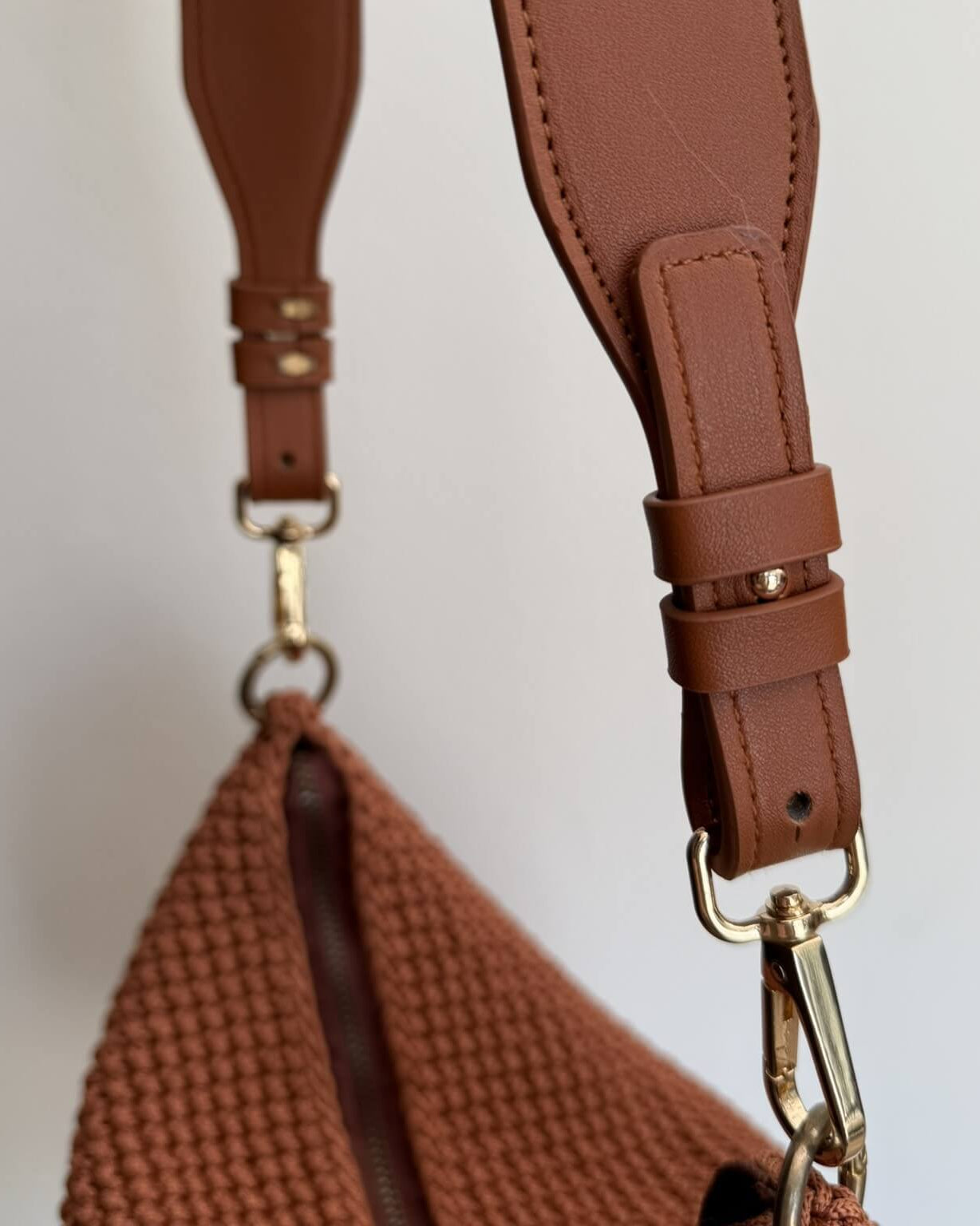 Tracolla Elettra in ecopelle cuoio 80x3.5cm per borse all'uncinetto – elegante e resistente