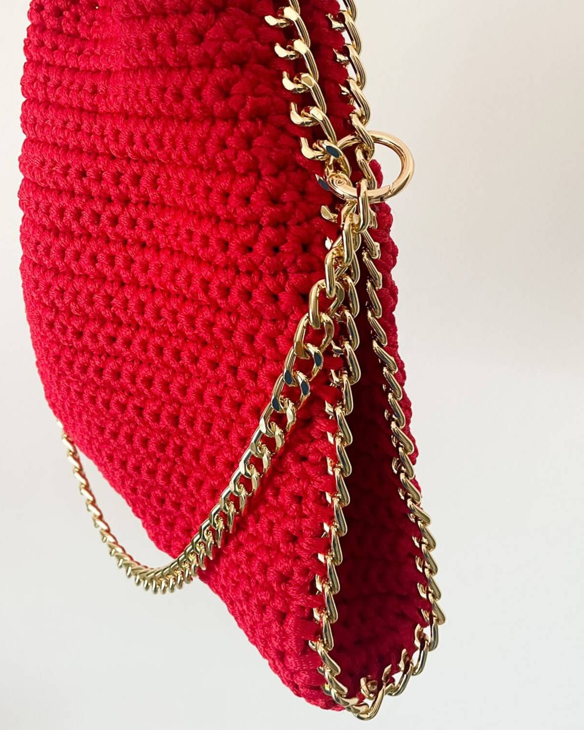 Kit con tutto l'occorrente per realizzare la borsa Stella all'uncinetto, con materiale made in Italy