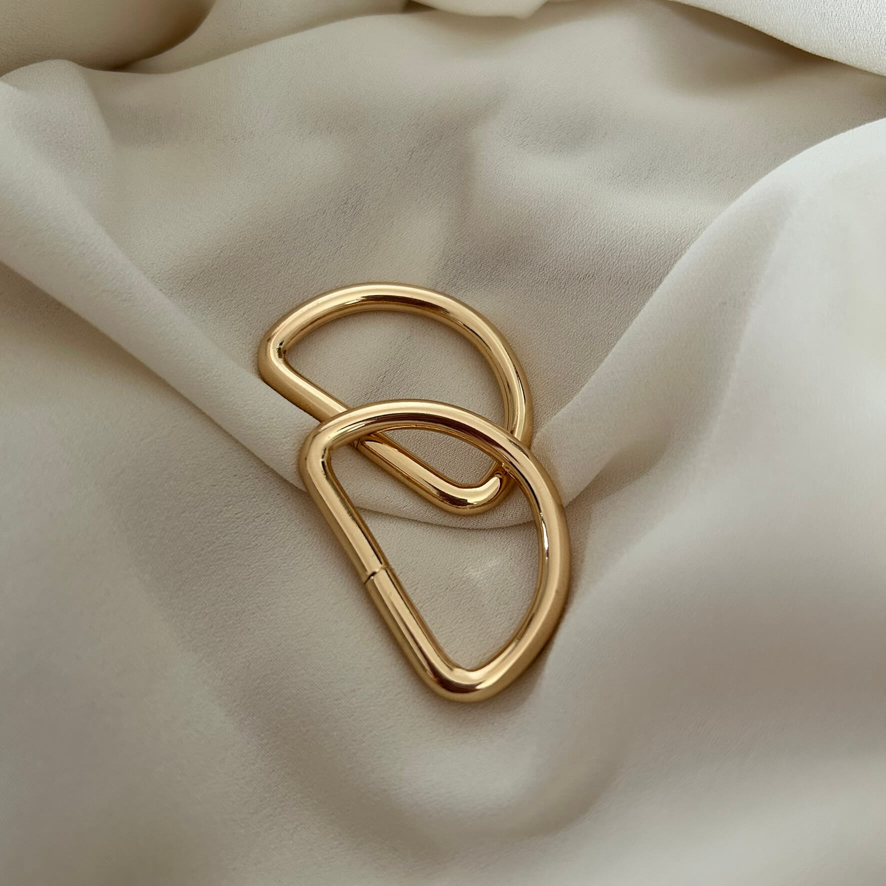 Passante grande da aggiungere alle borse all'uncinetto per creare manici e tracolle