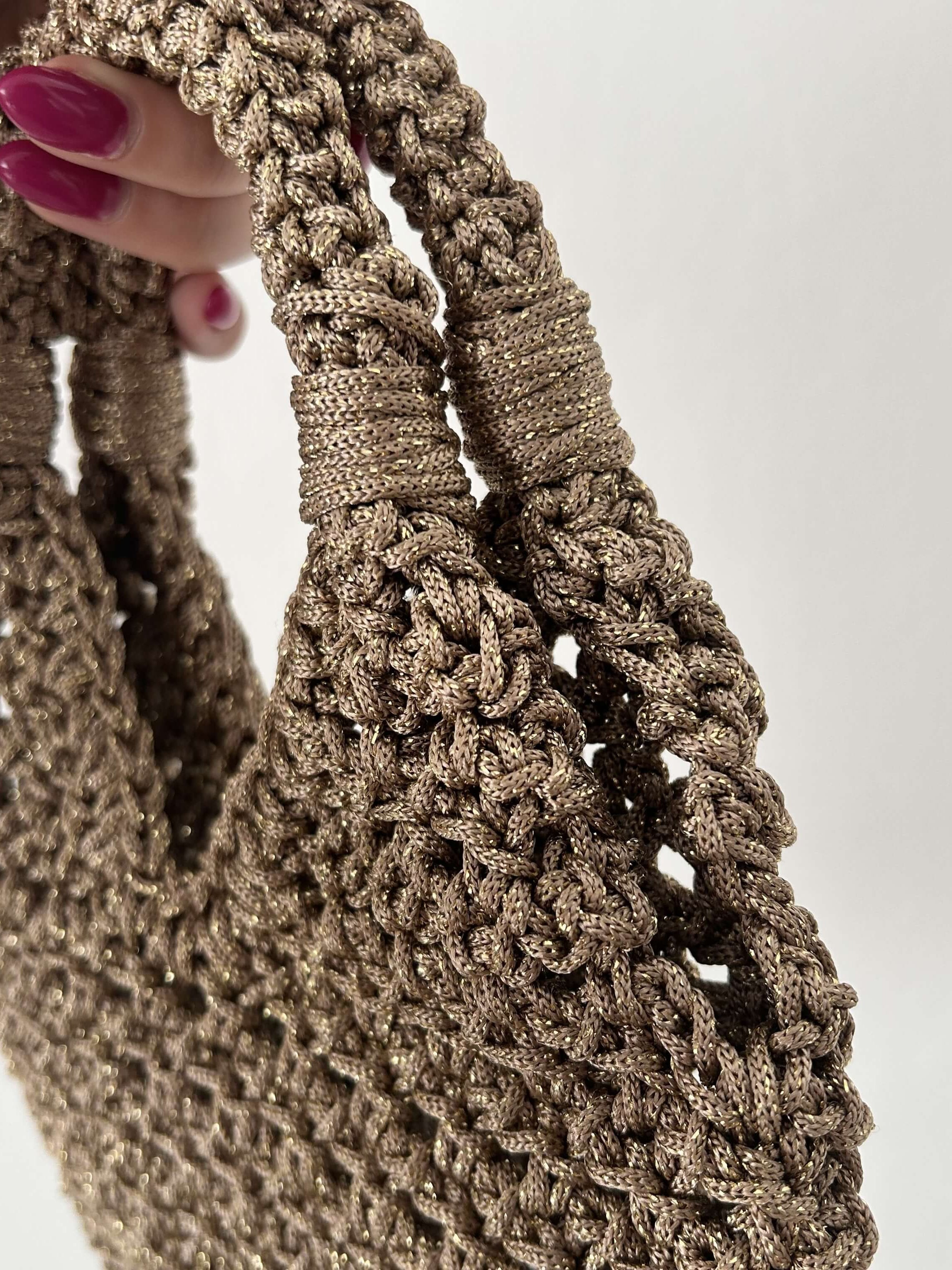 Dettaglio kit borsa Gemma – cordino lurex e accessori inclusi per mini bag gioiello