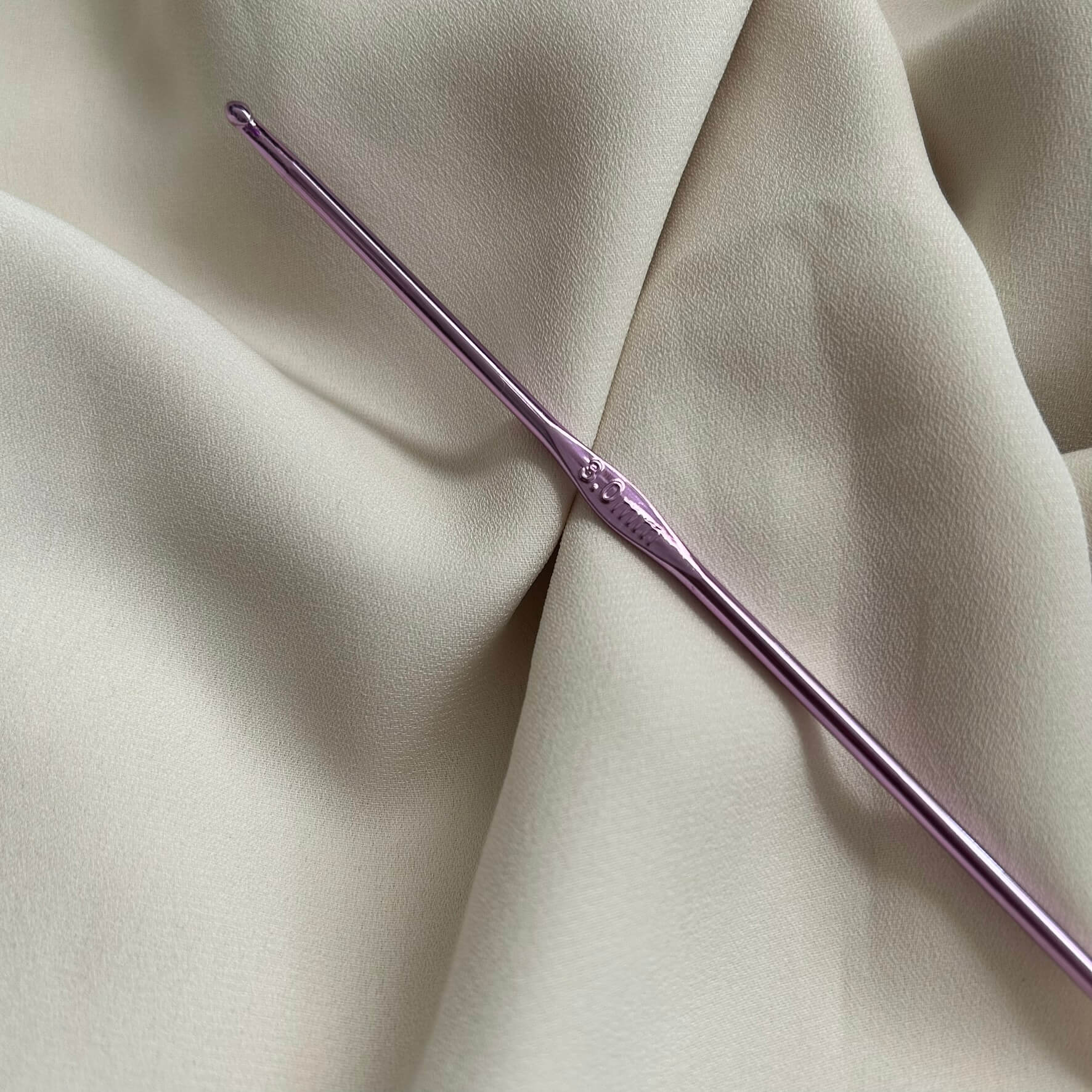 Uncinetto numero 3 per realizzare borse, accessori, abbigliamento a mano