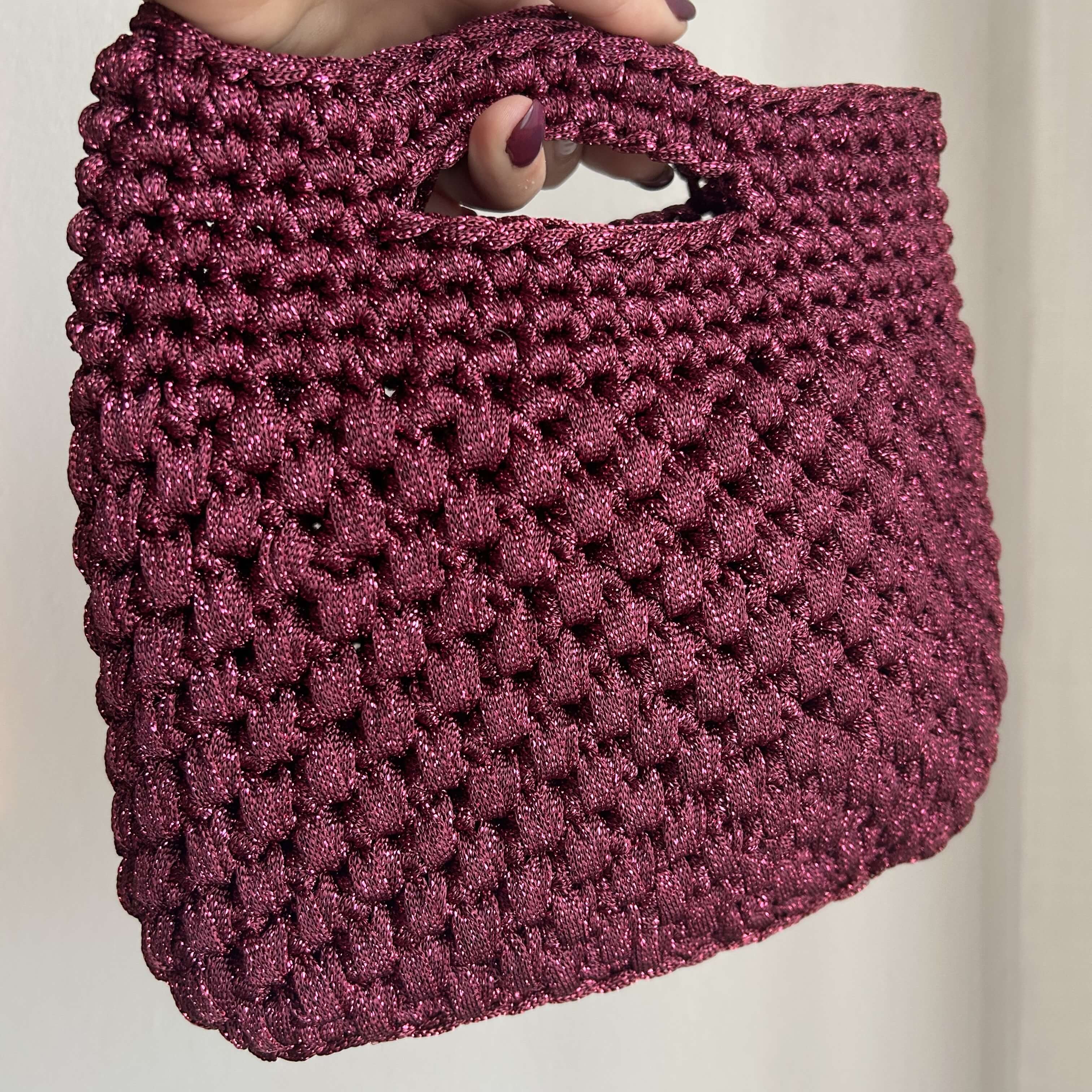 Borsa Marlena all'uncinetto finita – borsa gioiello con pandorino lurex