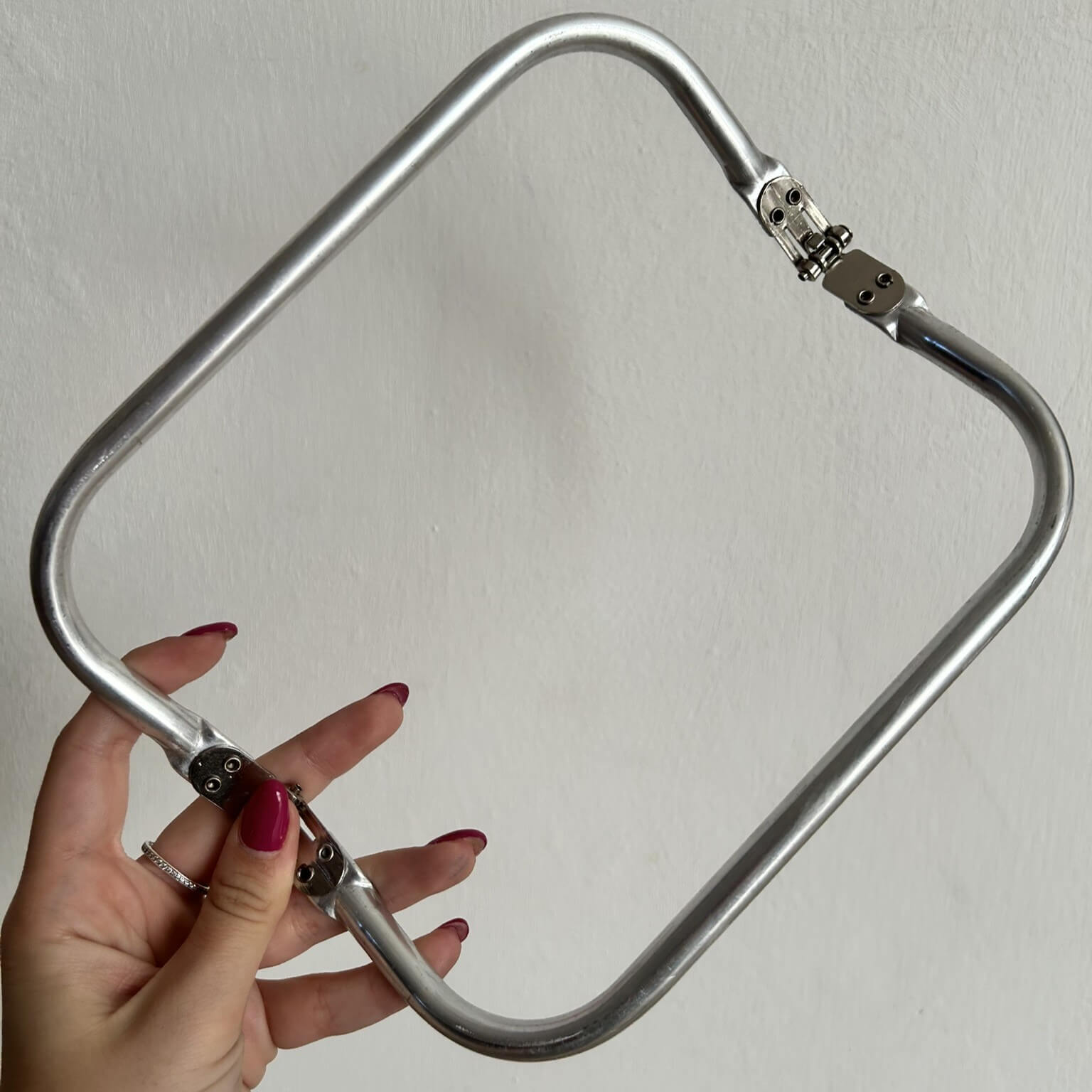 Chiusura a molla di 22 cm con l'utilizzo di questa puoi realizzare una clutch bag