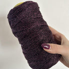 Fettuccia lurex in tulle brillante dal colore porpora per borse all’uncinetto -filato tubolare Made in Italy