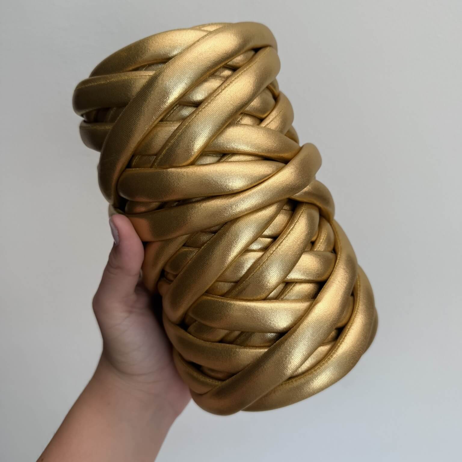 Marshmallow lucido 300g oro per borse all'uncinetto brillanti – filato voluminoso handmade