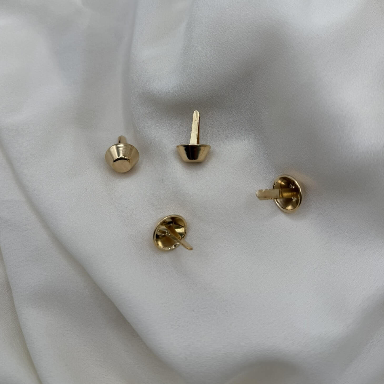 Set 4 piedini a cono in metallo per borse all'uncinetto – protezione base borsa fatta a mano