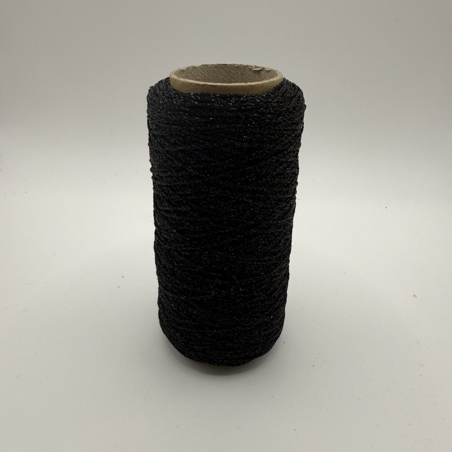 Filo lurex brillo in gomitolo da 25g per decorare borse all'uncinetto – dettaglio brillante