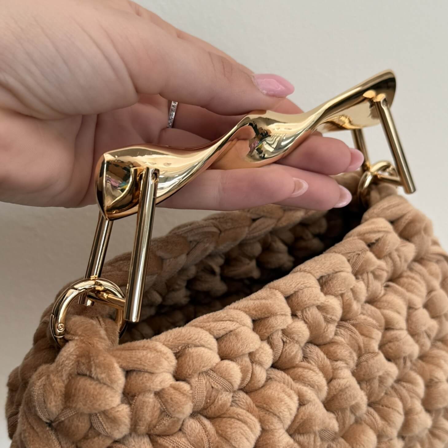 Manico Zara a onda in metallo oro 14 cm per borse all'uncinetto – accessorio handmade