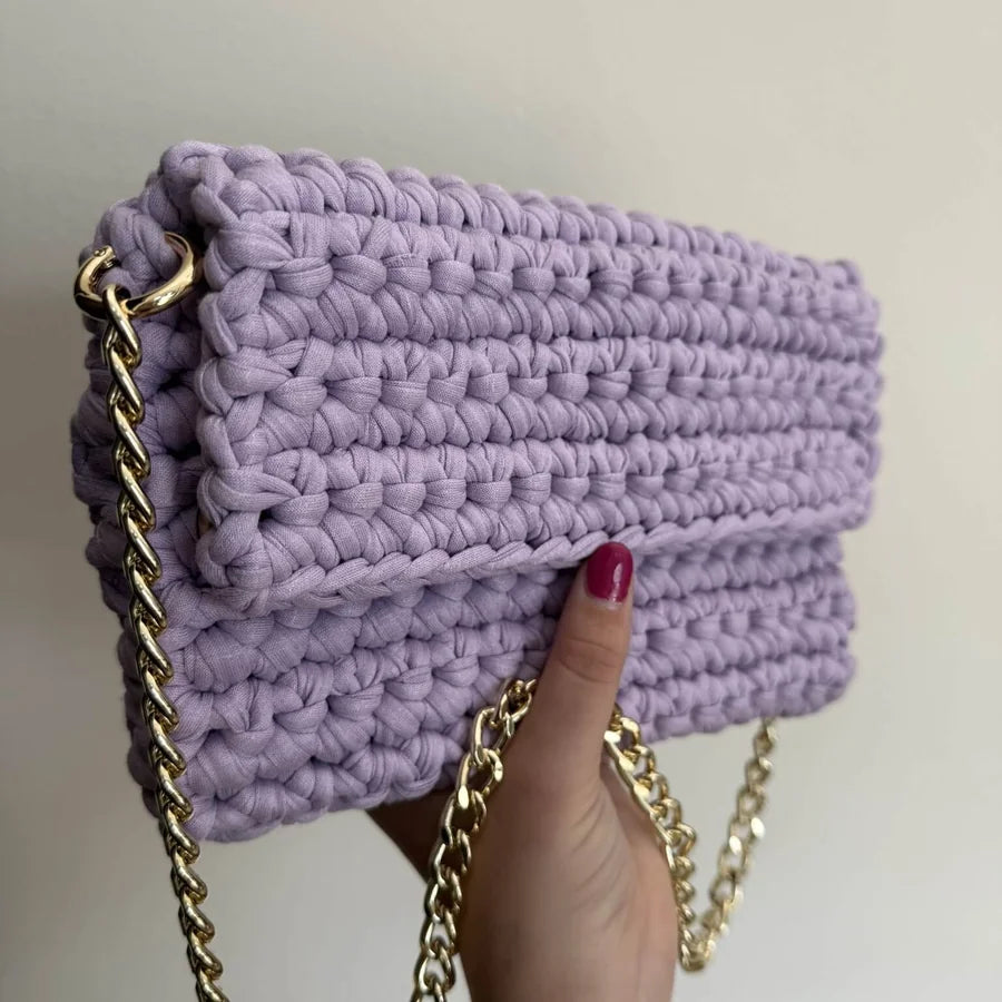 Borsa Chanel inspired all'uncinetto finita – mini borsa gioiello con fettuccia cotone