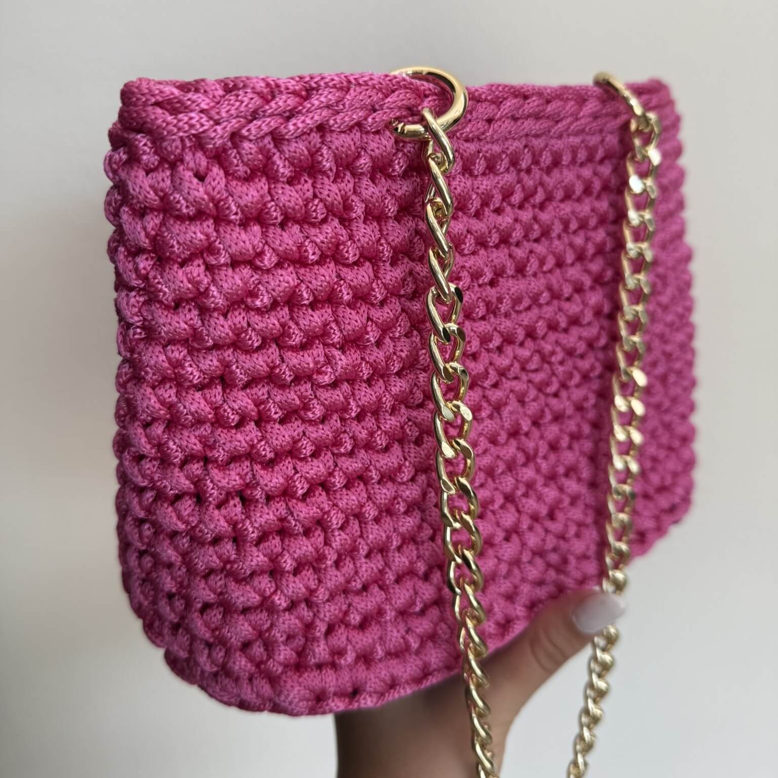 Dettaglio borsa Dalia uncinetto – kit completo con cordino big e accessori inclusi