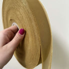 Fettuccia in tulle oro elastica e leggerissima per realizzare borse all'uncinetto