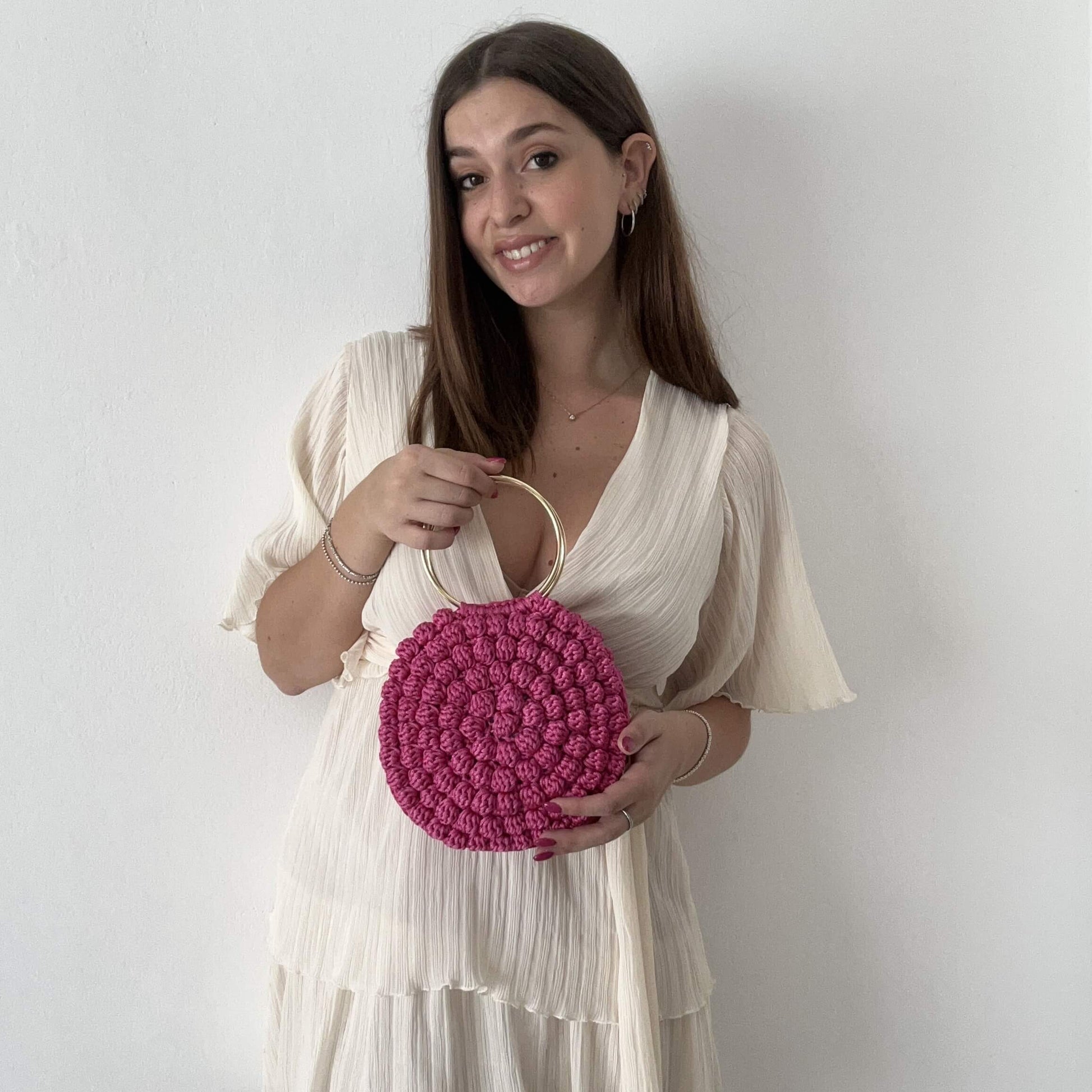 Kit completo per realizzare borsa a mano con punto nocciolina tondo con uncinetto
