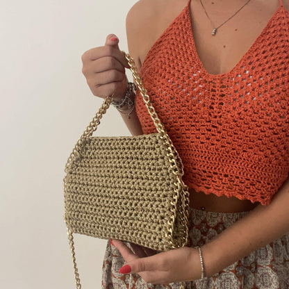 Kit completo per realizzare la borsa stella, una borsa all'uncinetto a spalla con catena 